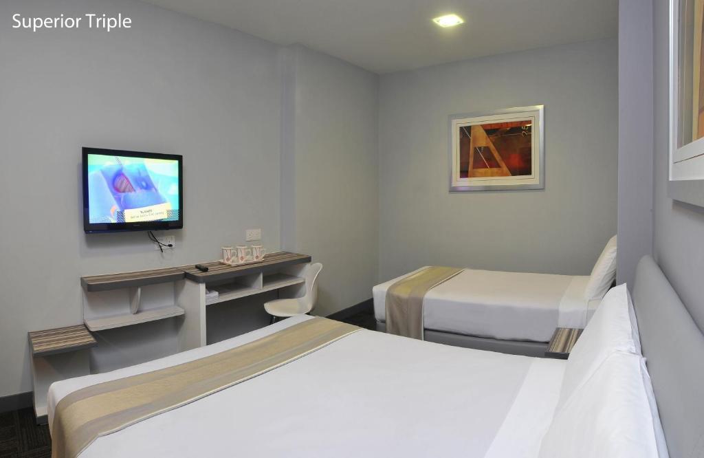 Swing & Pillows - Kl Sg Besi Formerly Known As U Pac Hotel Kuala Lumpur Zimmer foto